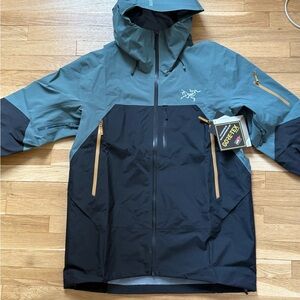 Arc'teryx Rush Men's XL in Dark Magic NWT